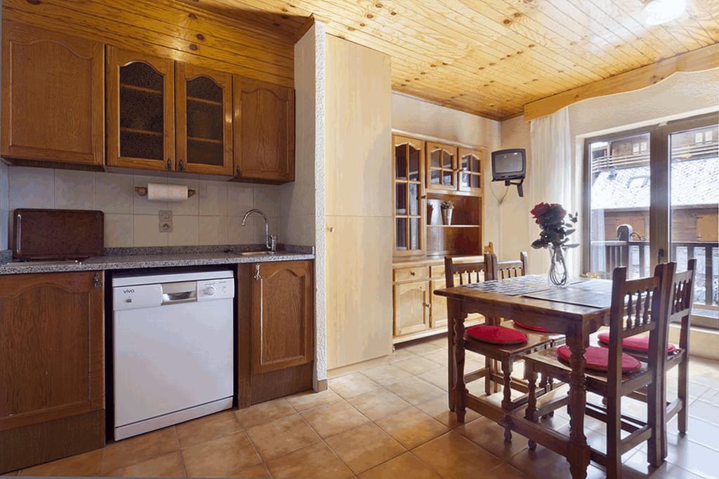 Apartamentos Deusol Soldeu Bagian luar foto